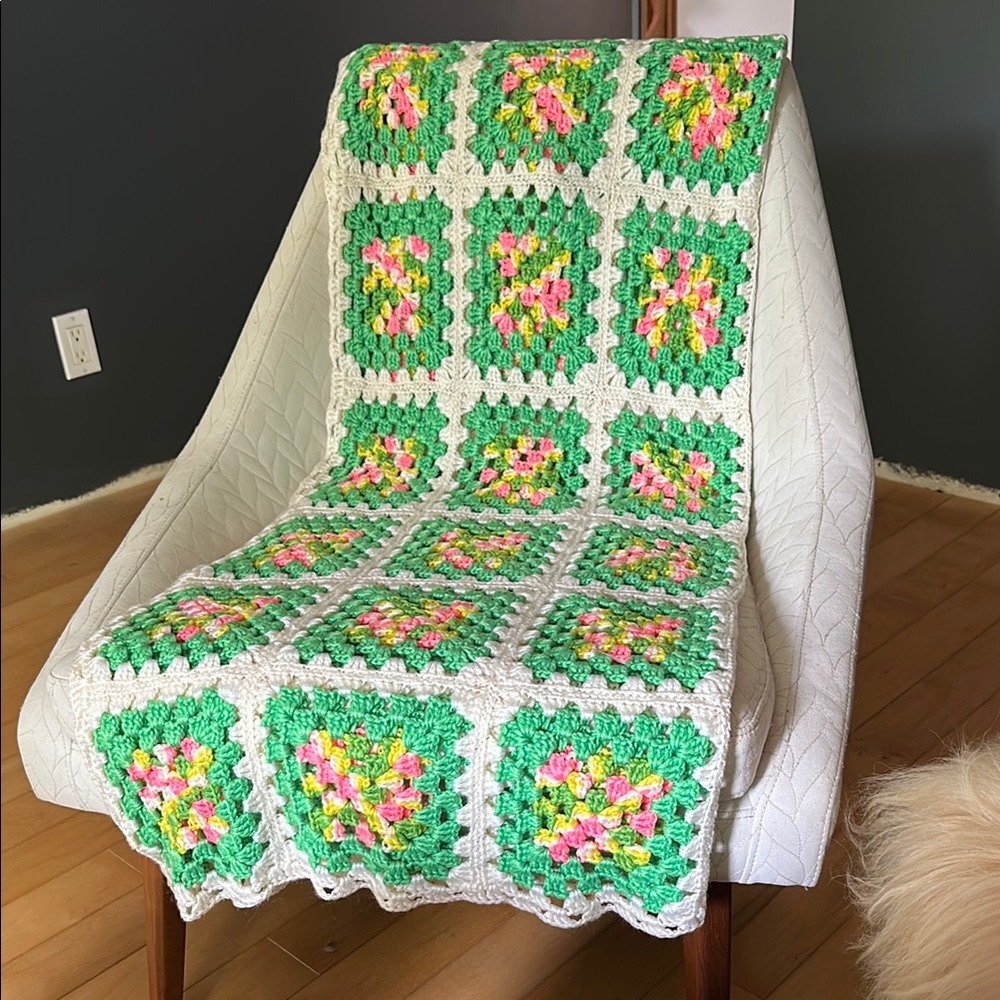 Vintage Cottagecore Granny Square Pastel Crochet Blanket